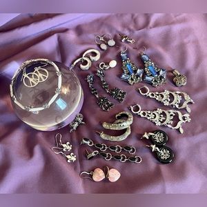 Preowned Silvertone Costume Jewelry Collection